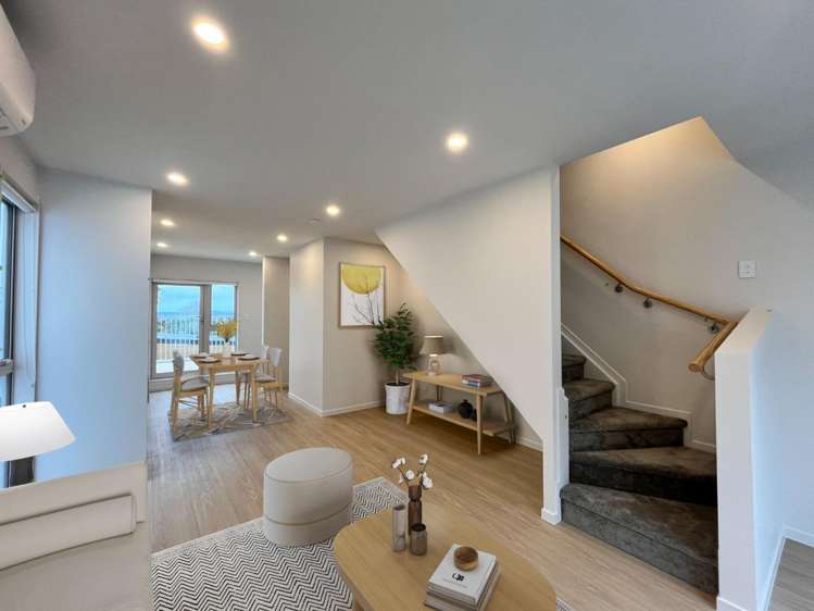 13/9 Aeroview Drive 1603_1
