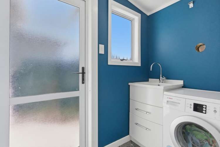 60 Tukapa Street Westown_21