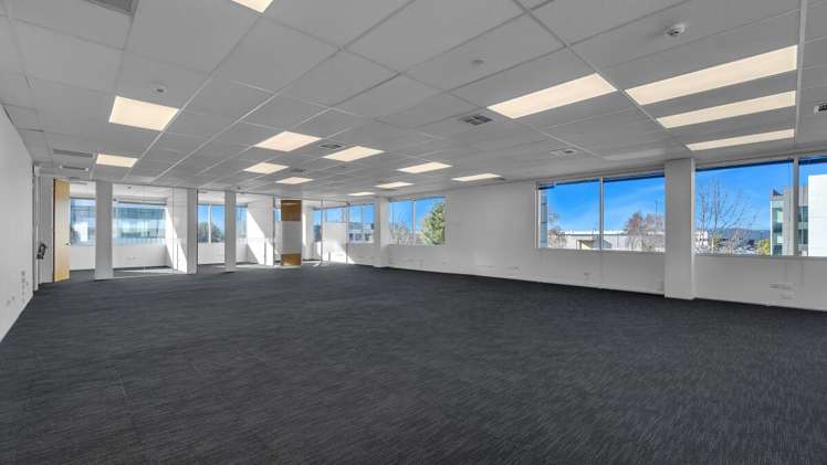 6 Sir William Pickering Drive Burnside_9