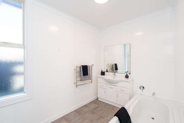 24 Park Street Winton_10