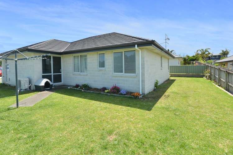 15 Rolling Stone Rise Tikipunga_9