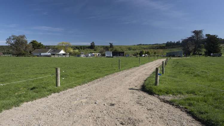 2556 State Highway 53 Martinborough_20