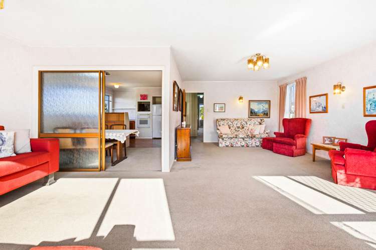 19 Taitua Drive Te Atatu South_8