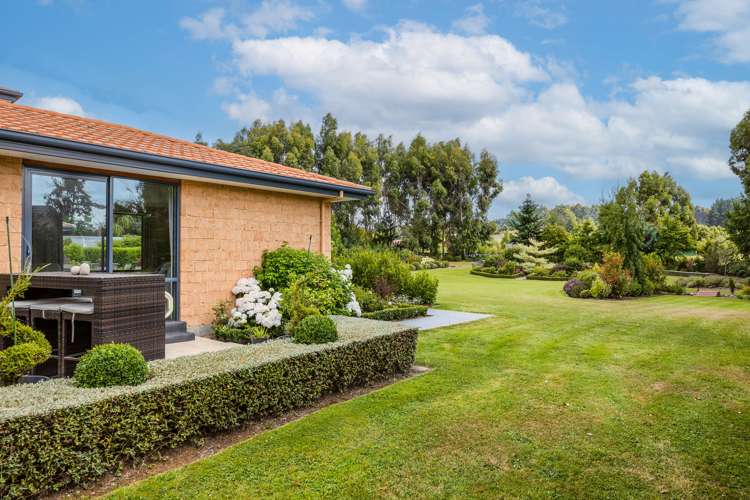 33 Adian Way Loburn_22