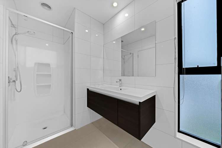 4 Matairangi Avenue Totara Heights_20