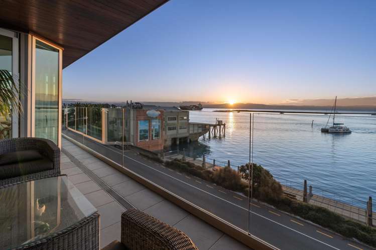 206/283 Wakefield Quay Stepneyville_13