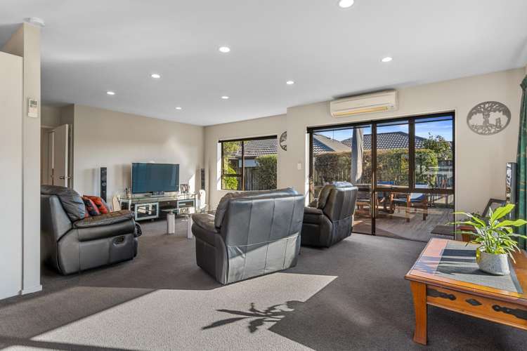 17 Coleridge Place Stoke_8