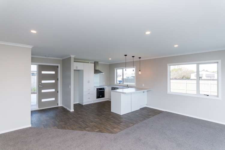 2 Wescombe Grove Feilding_7
