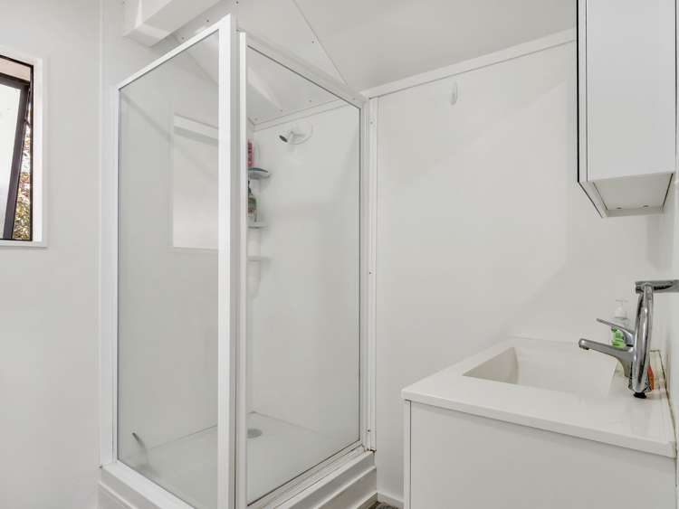 2/18 Carnot Street Glenholme_11