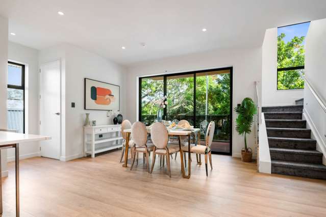 1/3 Campbell Road Takapuna_3