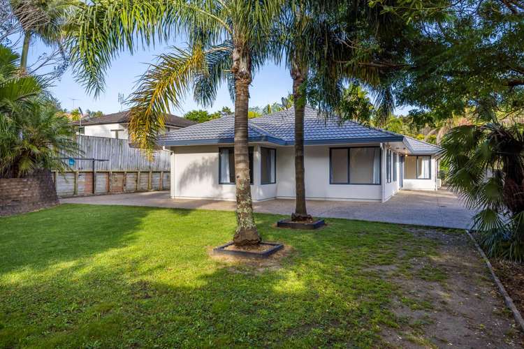 139 Roberta Crescent Orewa_25