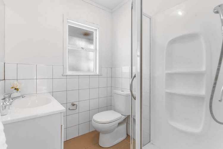 2/45 Merani Street Narrow Neck_10