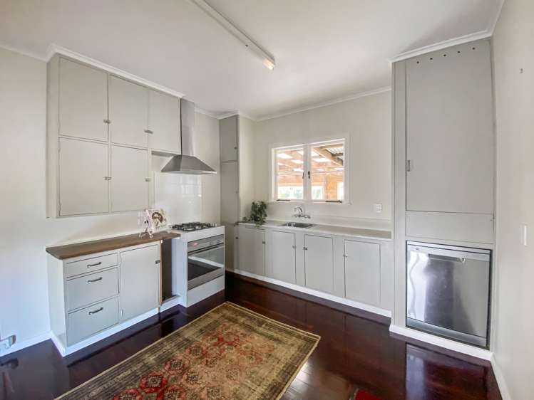 140 Bethells Road Waitakere_6