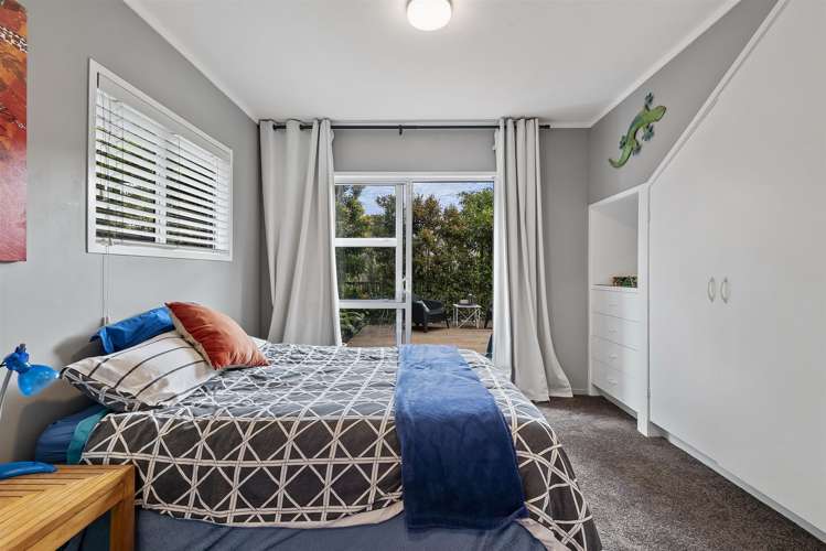 31a Heathcote Road Castor Bay_16