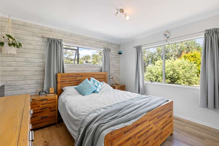 6 Hatfield Heights Hatfields Beach_17