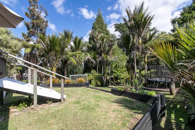 13 Rimutaka Place Titirangi_3