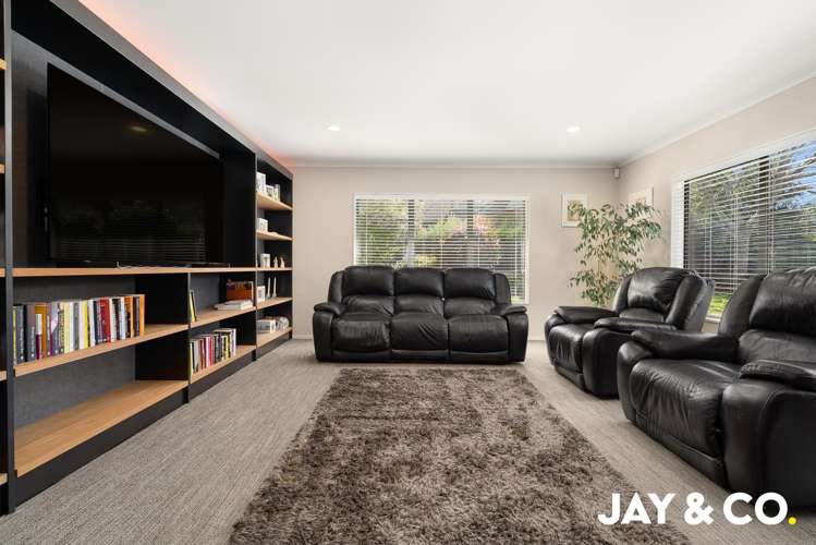 27 Monument Road_3