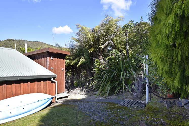 26 Kamahi Road, Tennyson Inlet Marlborough Sounds_7