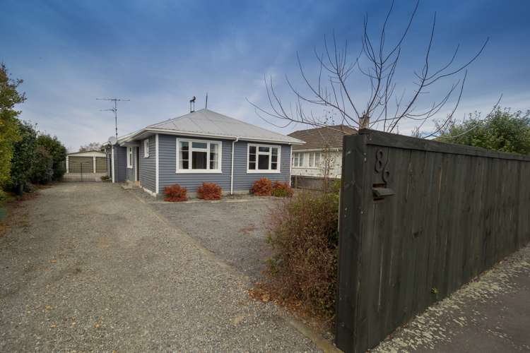 86 Creek Road Allenton_1