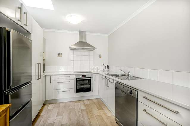 24/18 Fox Street Hamilton East_4