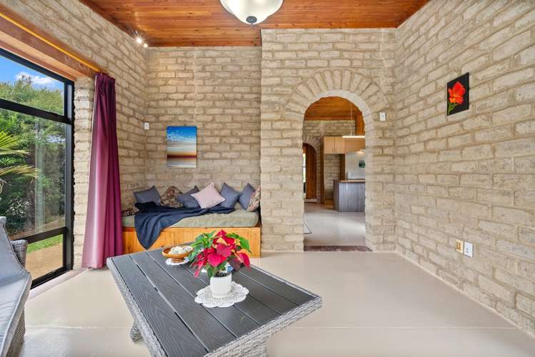 7 Valencia Place Matapouri_15