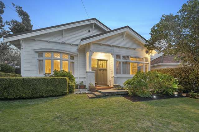 Charming Dress Circle Home