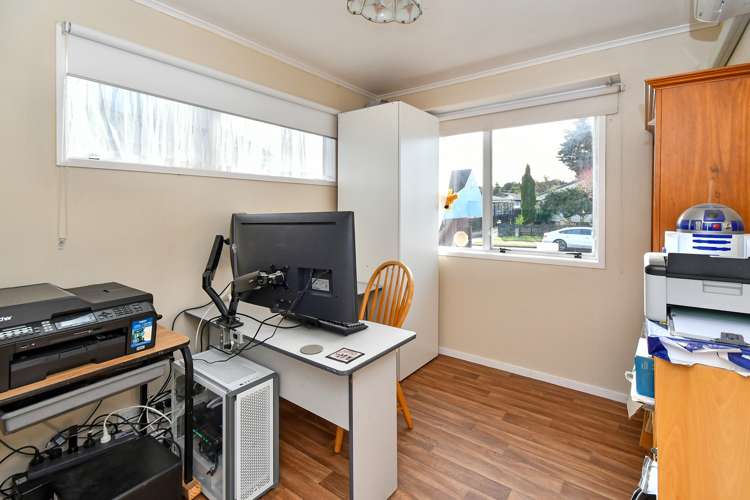 14 Seaward Place Wattle Downs_15