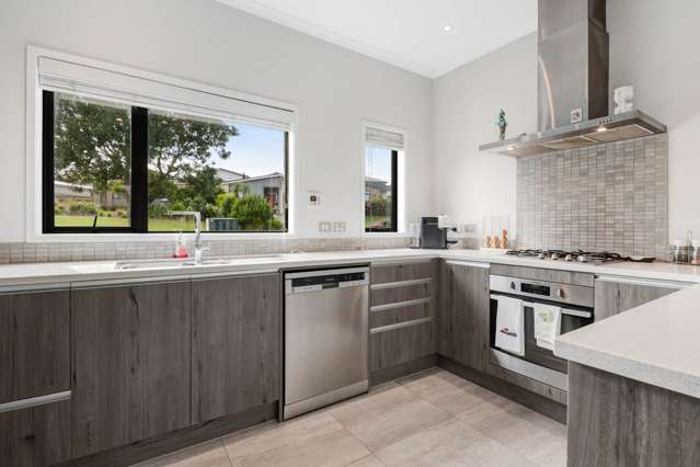 53 Cape Cod Drive Gulf Harbour_3