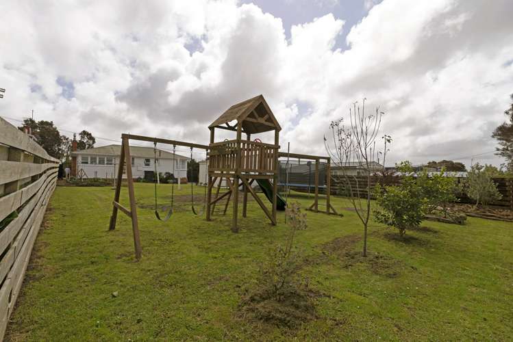 76 Forest Hill Road Henderson_15