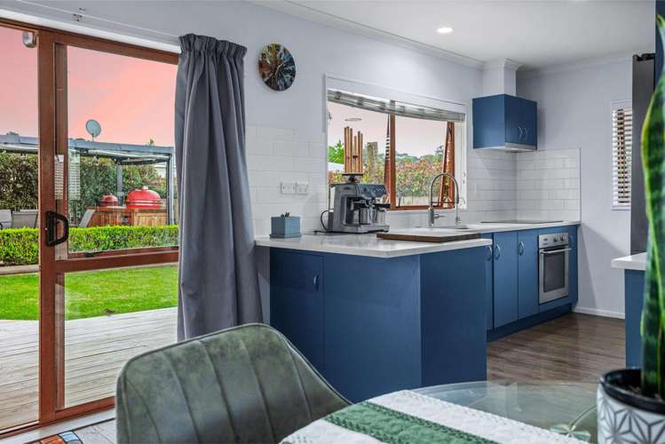 88 Triangle Road Massey_9