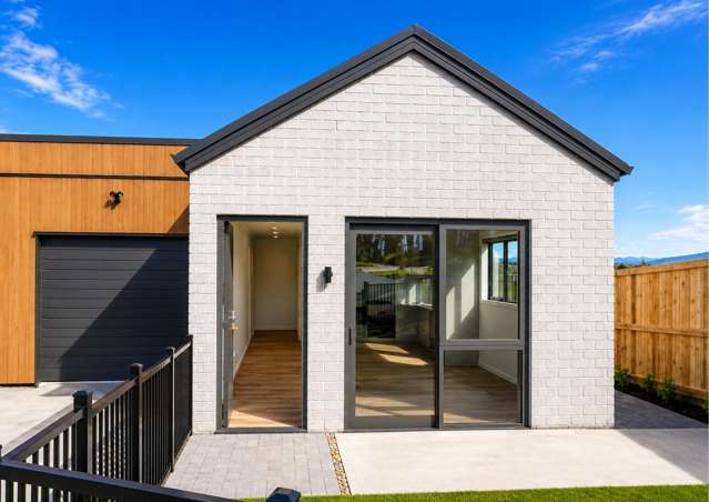 1/3 Waruhia Crescent Rototuna North_4