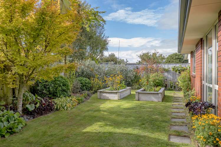 275 Southfield Drive Lincoln_20