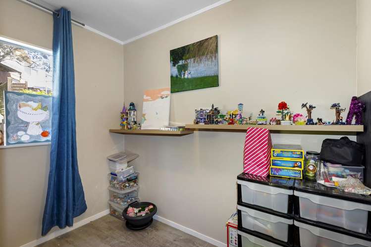 52 Colchester Crescent Newlands_10