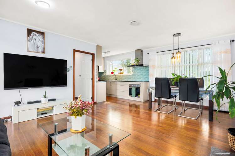 1/6 Patons Road Howick_13