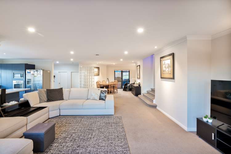 11 Rosebay Rise Henderson_17