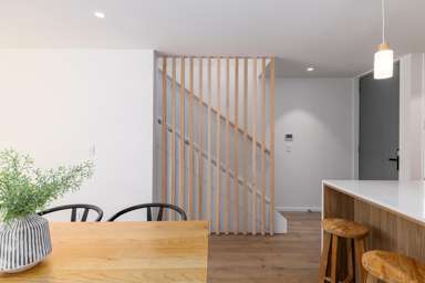2/979 Colombo Street_2