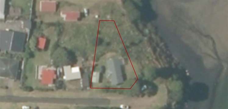 9 Tokopapa Street Mokau_2