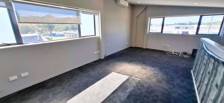 A/9 Manga Road Silverdale_4