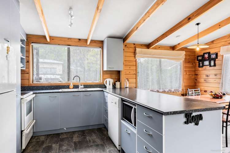 1/90 Wattle Farm Road Wattle Downs_2