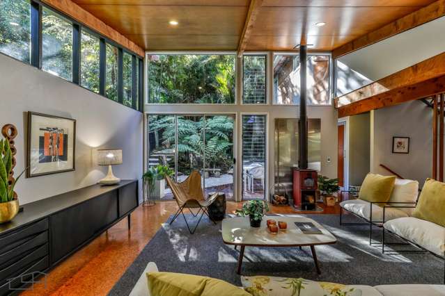 Modern architecture, native bush serenity