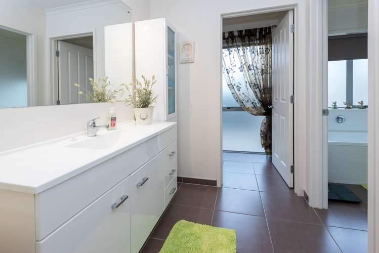 13 Artisan Place Flat Bush_16