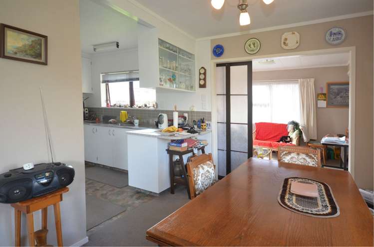 17b Pemberton Crescent Greerton_6