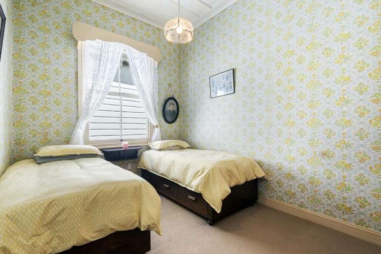 28 Queens Parade Devonport_10