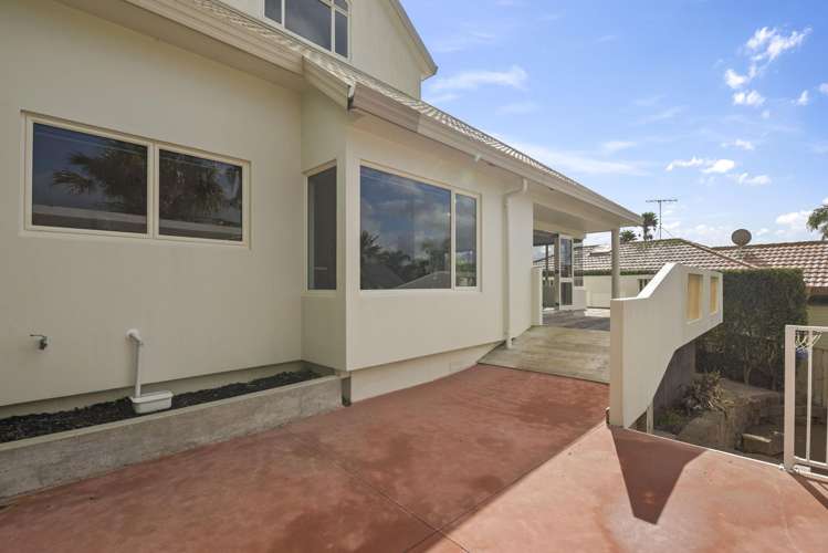 49 Kestrel Heights Arkles Bay_27