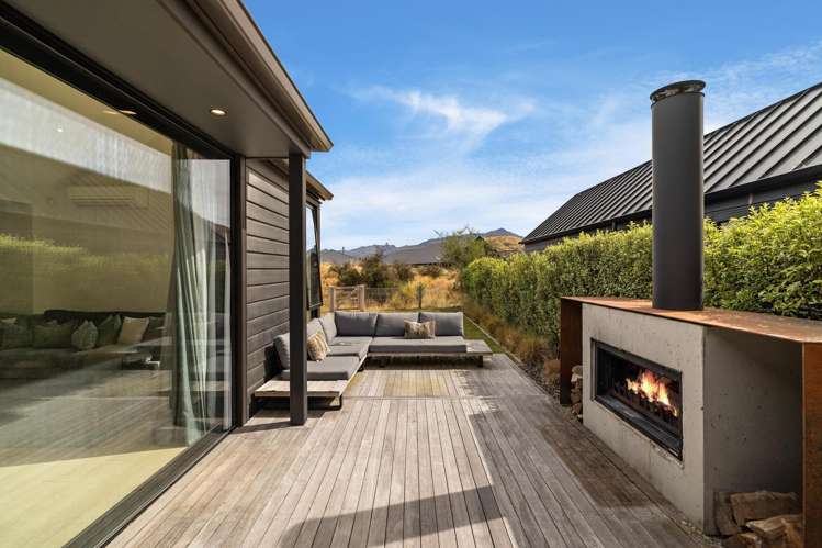 15 McKenzies Shute Jacks Point_3