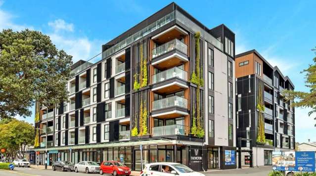 410/4 Bute Road Browns Bay_1