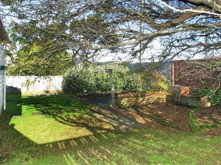 2 Pascoe Avenue Paremata_20