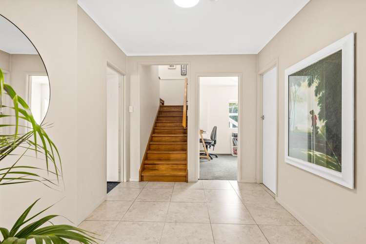 10 Williams Crescent Point Wells_18