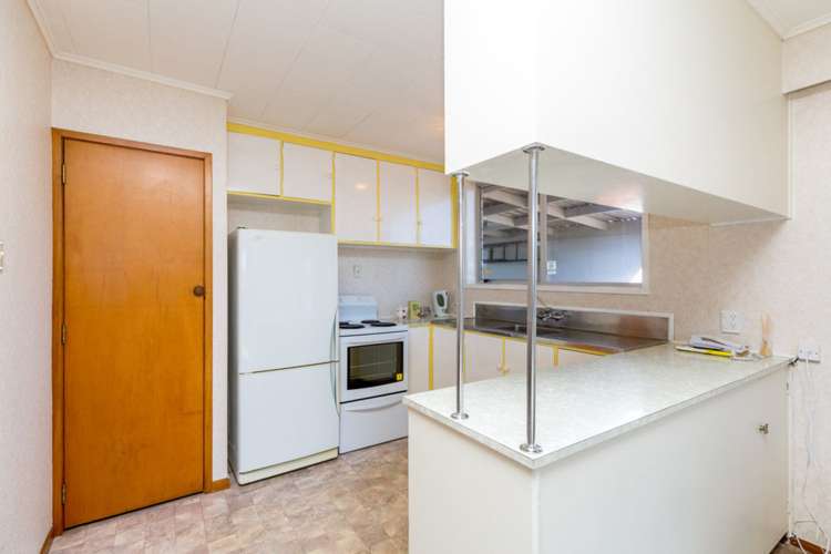 13 Barrett Road Whalers Gate_6