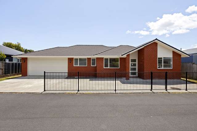 Brick and Double Glazed in Hillcrest